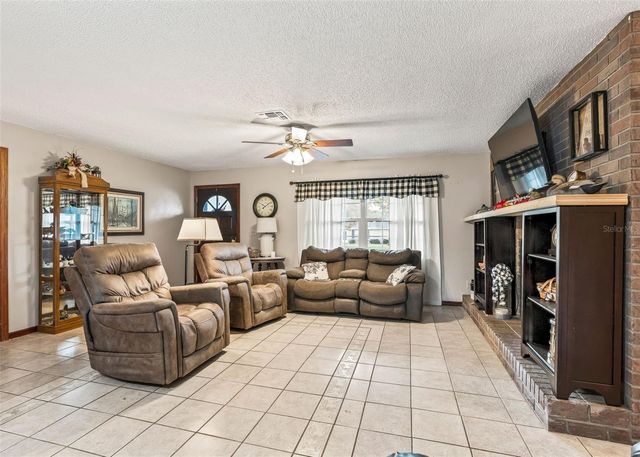 2677 NE 60TH LANE, Ocala, FL 34479