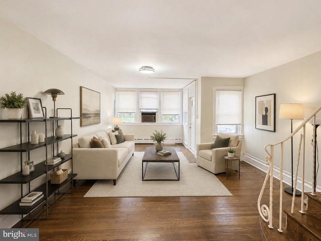 645 JAMESTOWN ST, Philadelphia, PA 19128