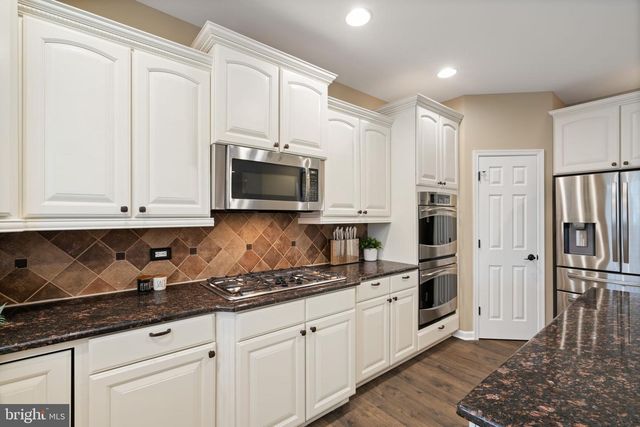 14220 LADDERBACKED DR, Gainesville, VA 20155