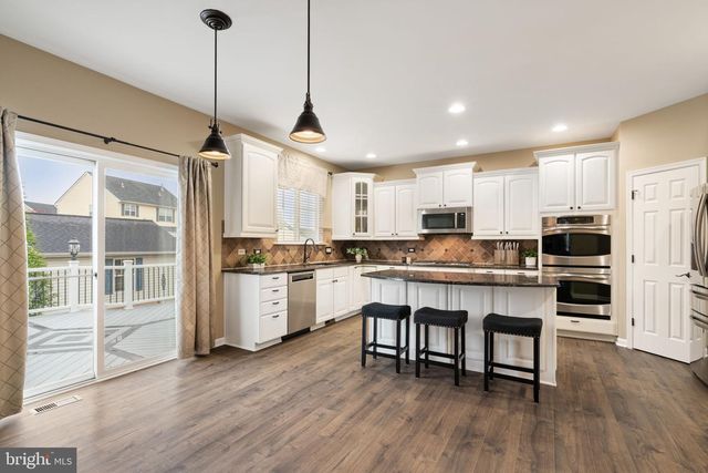 14220 LADDERBACKED DR, Gainesville, VA 20155