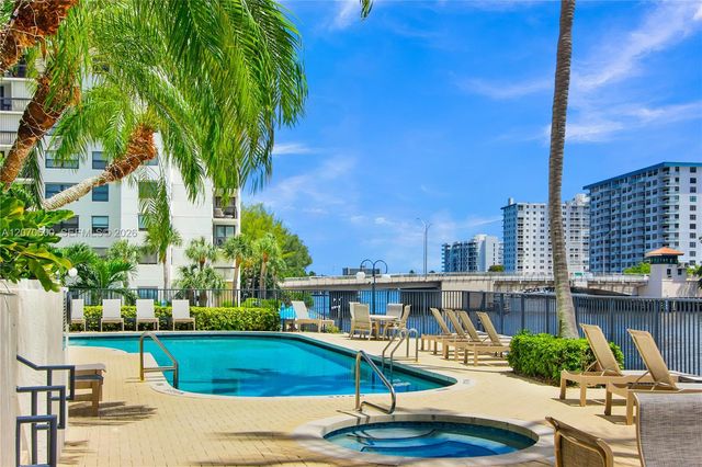 2880 NE 14th St Causeway 311, Pompano Beach, FL 33062