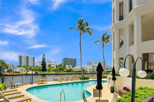 2880 NE 14th St Causeway 311, Pompano Beach, FL 33062