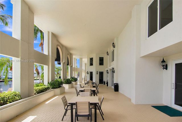 2880 NE 14th St Causeway 311, Pompano Beach, FL 33062