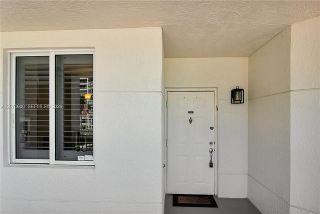 2880 NE 14th St Causeway 311, Pompano Beach, FL 33062