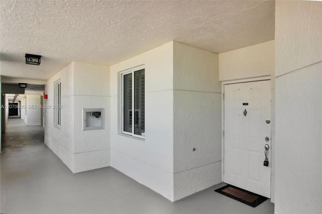 2880 NE 14th St Causeway 311, Pompano Beach, FL 33062