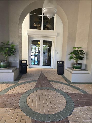 2880 NE 14th St Causeway 311, Pompano Beach, FL 33062