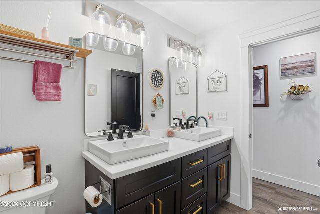 5209 W Jaxton Circle, Wasilla, AK 99654