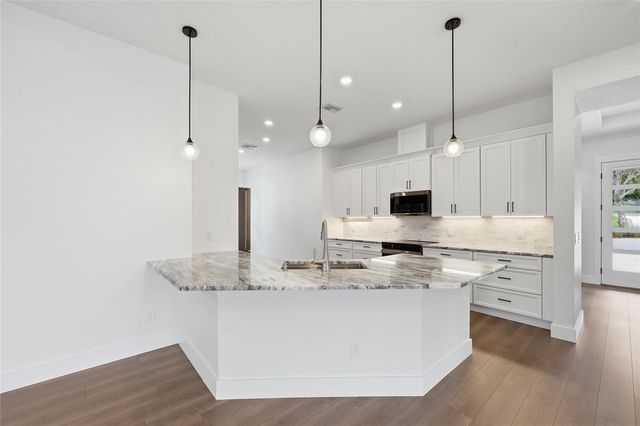 17540 THIRD STREET, Montverde, FL 34756