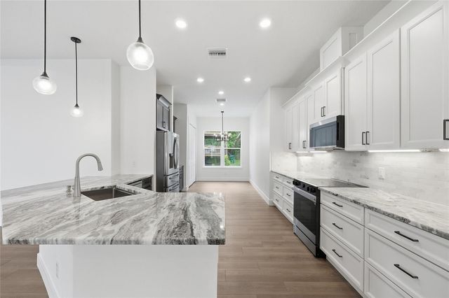 17540 THIRD STREET, Montverde, FL 34756