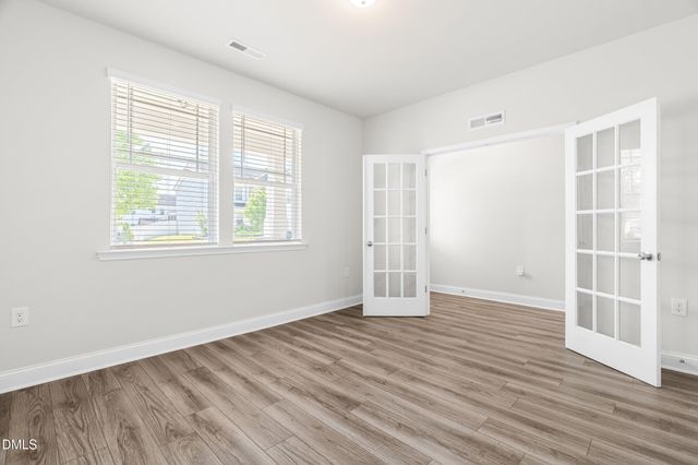 350 Mallard Loop Drive, Clayton, NC 27527