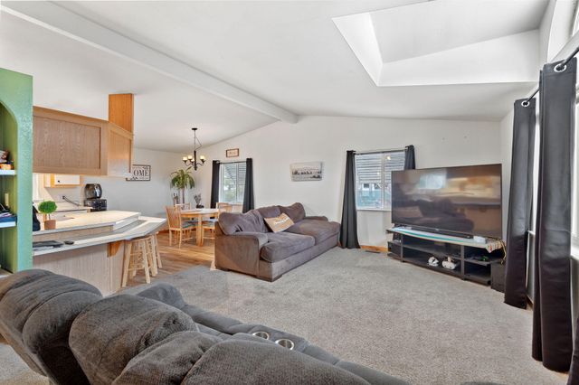 835 Ragsdale Road, Trail, OR 97541