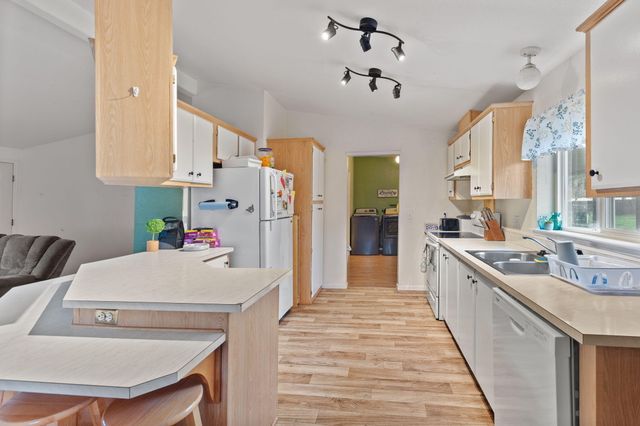 835 Ragsdale Road, Trail, OR 97541