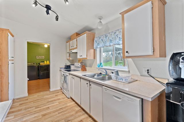 835 Ragsdale Road, Trail, OR 97541