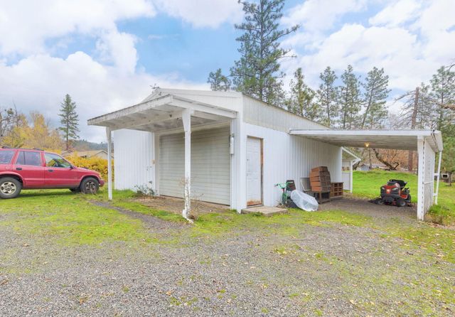 835 Ragsdale Road, Trail, OR 97541