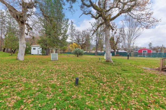 835 Ragsdale Road, Trail, OR 97541