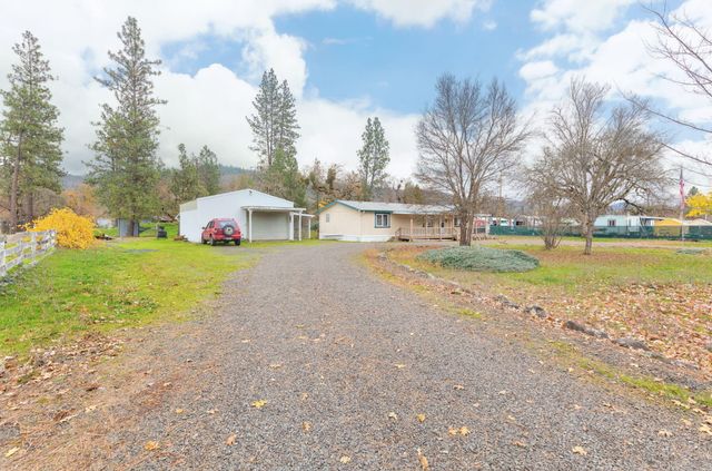 835 Ragsdale Road, Trail, OR 97541