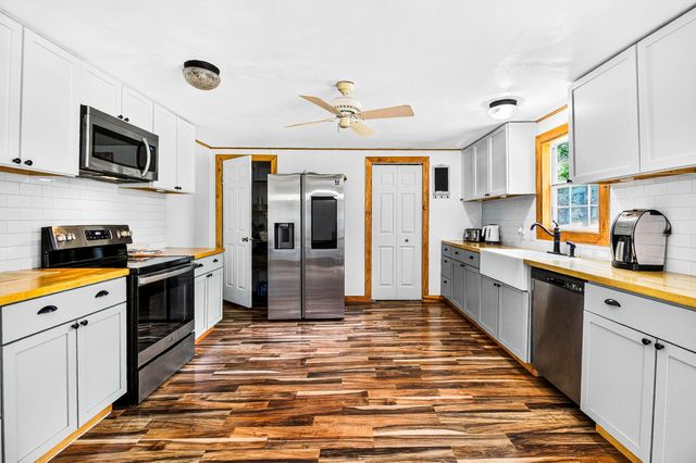 490 Robert E Lee Lane, Livingston, TX 77351