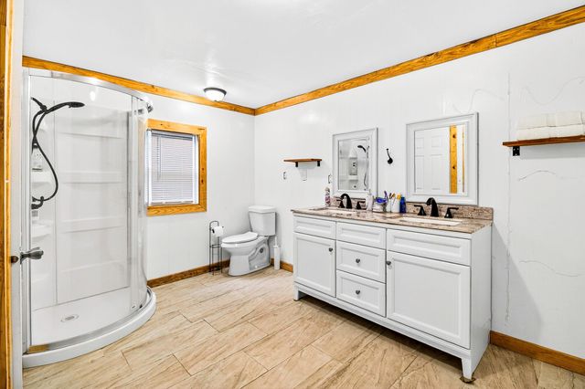 490 Robert E Lee Lane, Livingston, TX 77351