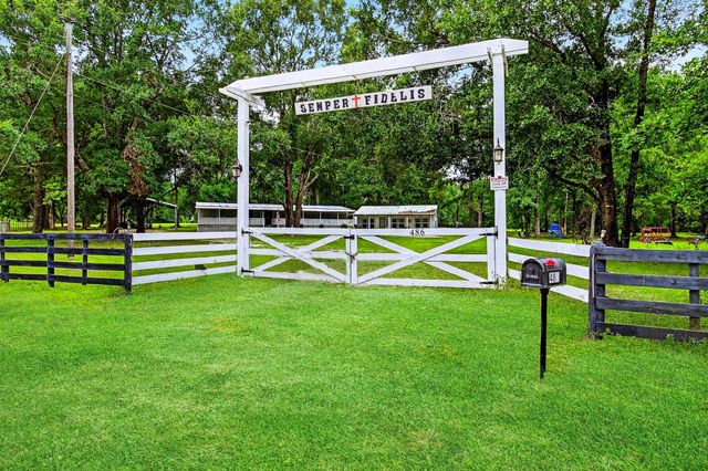 490 Robert E Lee Lane, Livingston, TX 77351