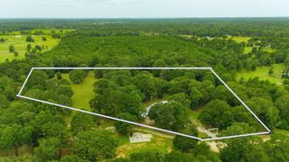 490 Robert E Lee Lane, Livingston, TX 77351
