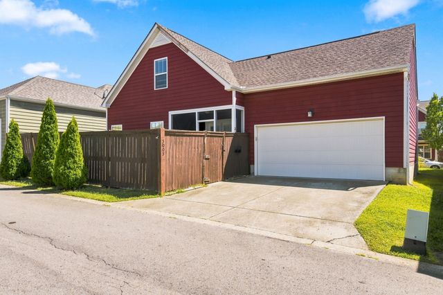 3003 Bienville Dr, Smyrna, TN 37167