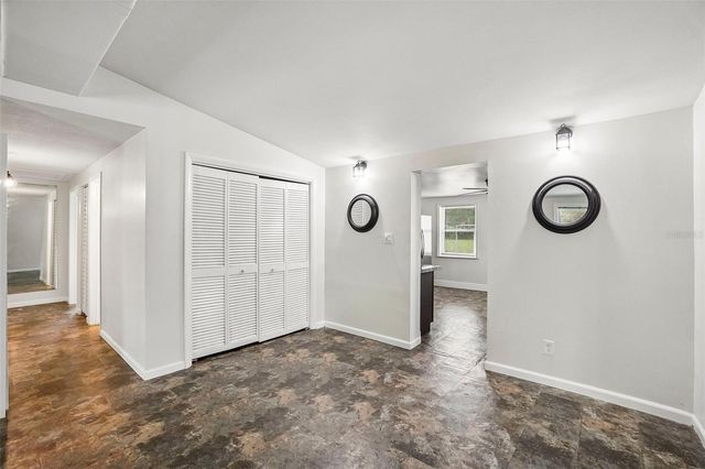 9216 W ROBSON STREET, Tampa, FL 33615