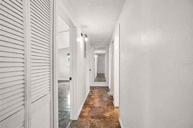 9216 W ROBSON STREET, Tampa, FL 33615