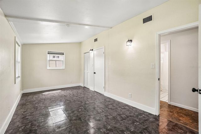 9216 W ROBSON STREET, Tampa, FL 33615