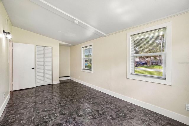 9216 W ROBSON STREET, Tampa, FL 33615