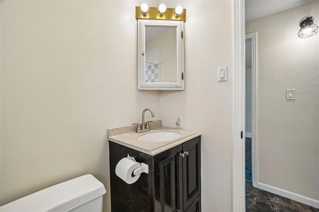 9216 W ROBSON STREET, Tampa, FL 33615