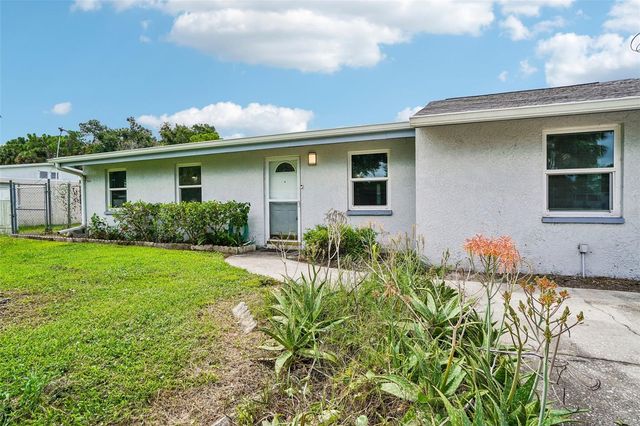 9216 W ROBSON STREET, Tampa, FL 33615
