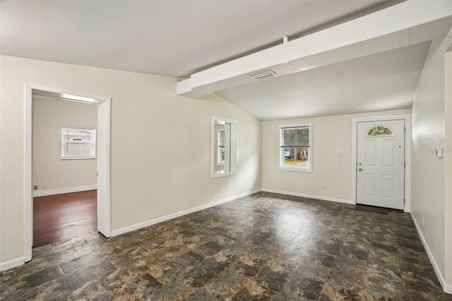 9216 W ROBSON STREET, Tampa, FL 33615