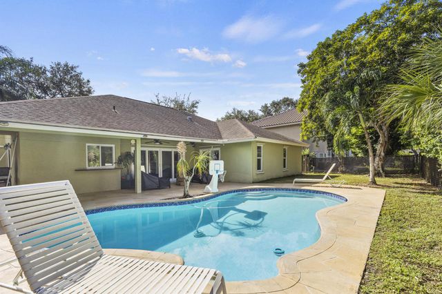 4191 NW 58th Street, Coconut Creek, FL 33073