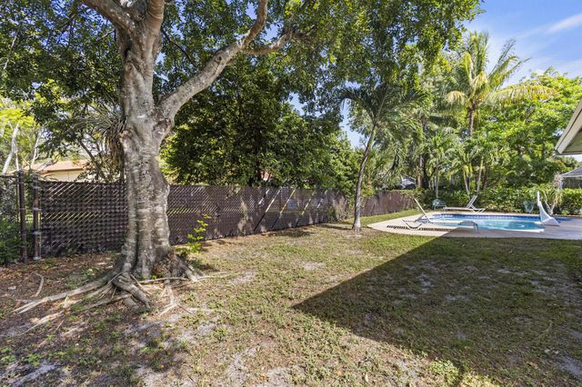 4191 NW 58th Street, Coconut Creek, FL 33073
