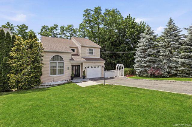 127 Fairfax Avenue, Hawthorne, NY 10532