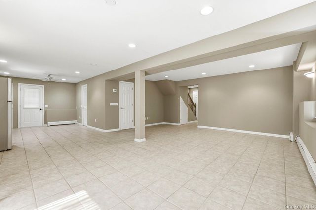 127 Fairfax Avenue, Hawthorne, NY 10532