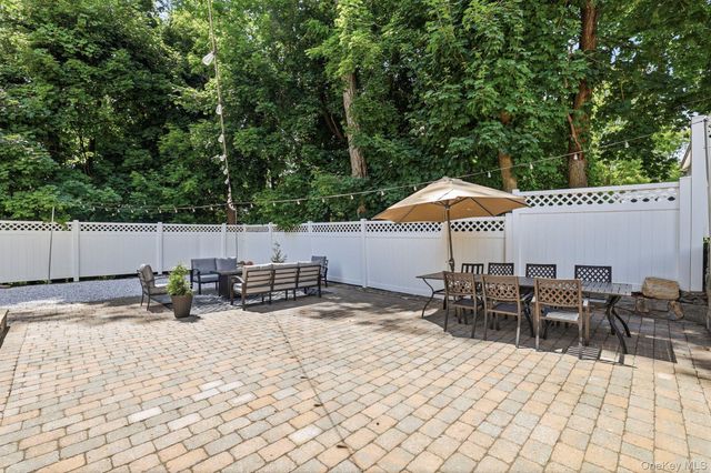 127 Fairfax Avenue, Hawthorne, NY 10532