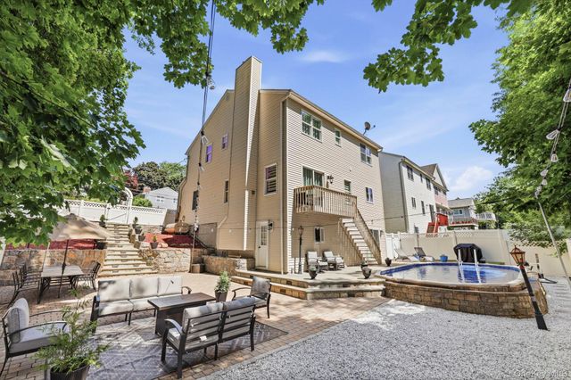127 Fairfax Avenue, Hawthorne, NY 10532