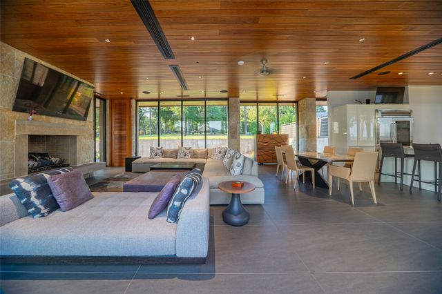 23 Eagle Point Drive W, Mount Vernon, TX 75457