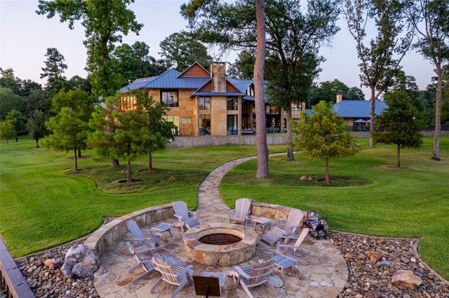 23 Eagle Point Drive W, Mount Vernon, TX 75457