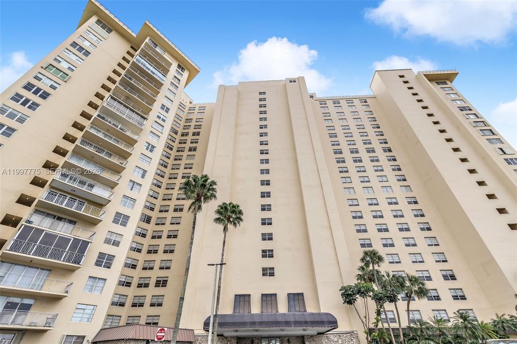 11111 Biscayne Blvd 116, Miami, FL 33181