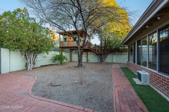 2202 N Frannea Drive, Tucson, AZ 85712