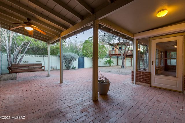 2202 N Frannea Drive, Tucson, AZ 85712