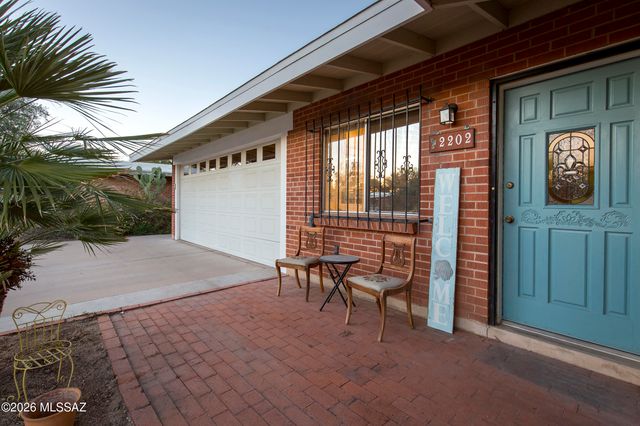 2202 N Frannea Drive, Tucson, AZ 85712
