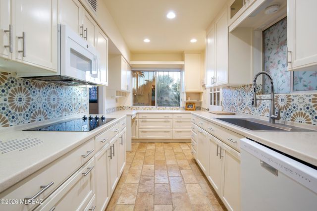 2202 N Frannea Drive, Tucson, AZ 85712