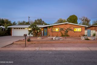 2202 N Frannea Drive, Tucson, AZ 85712