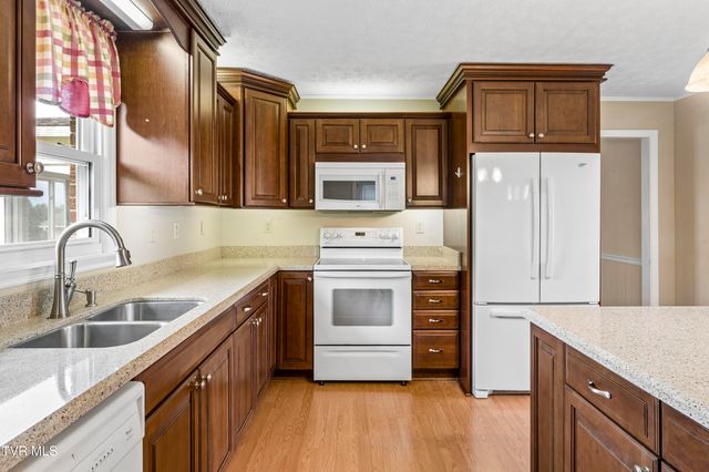 112 Hillrise Road, Gray, TN 37615