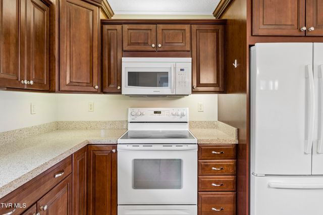 112 Hillrise Road, Gray, TN 37615