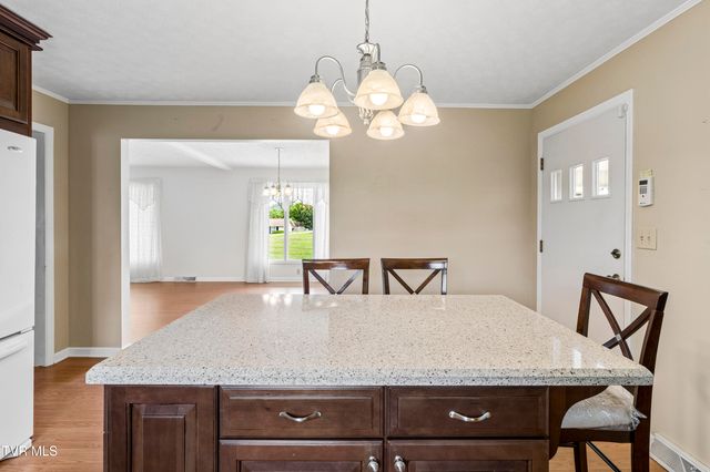 112 Hillrise Road, Gray, TN 37615