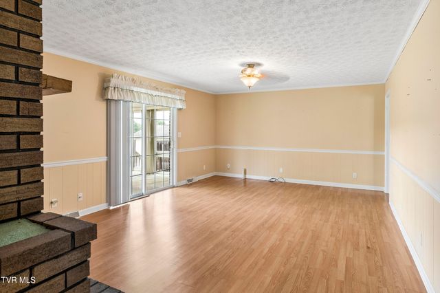 112 Hillrise Road, Gray, TN 37615